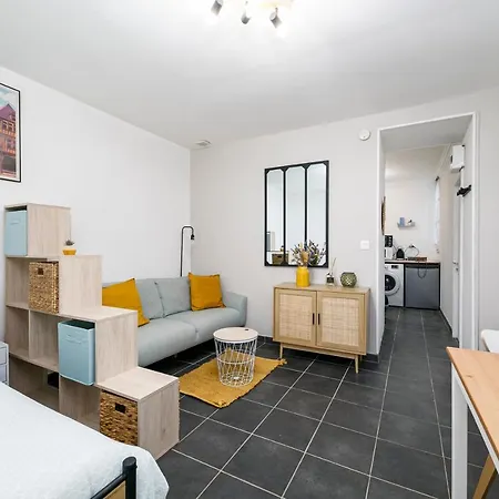 Agreable T1 Situe Au Centre Historique De Apartment Dinan