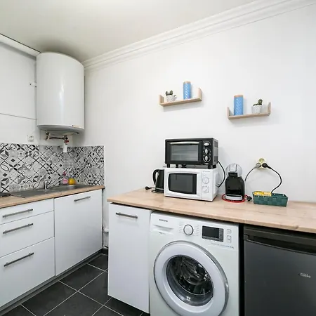 Agreable T1 Situe Au Centre Historique De Apartment